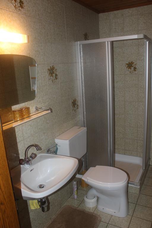 Haus Bergblick Apartment บาด ไคลน์เคิร์ชไฮม์ ห้อง รูปภาพ