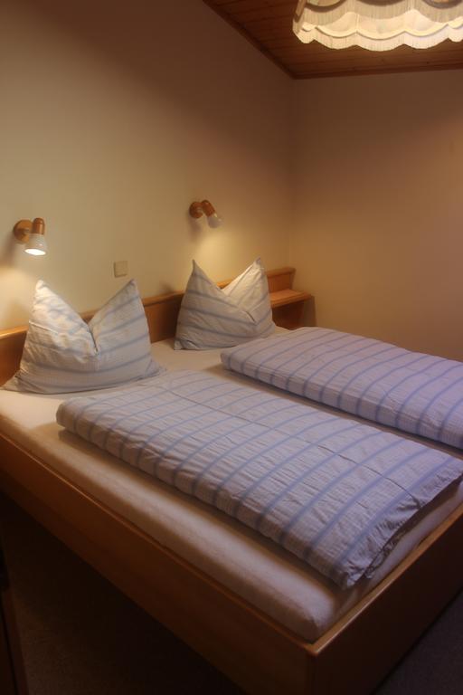 Haus Bergblick Apartment บาด ไคลน์เคิร์ชไฮม์ ห้อง รูปภาพ