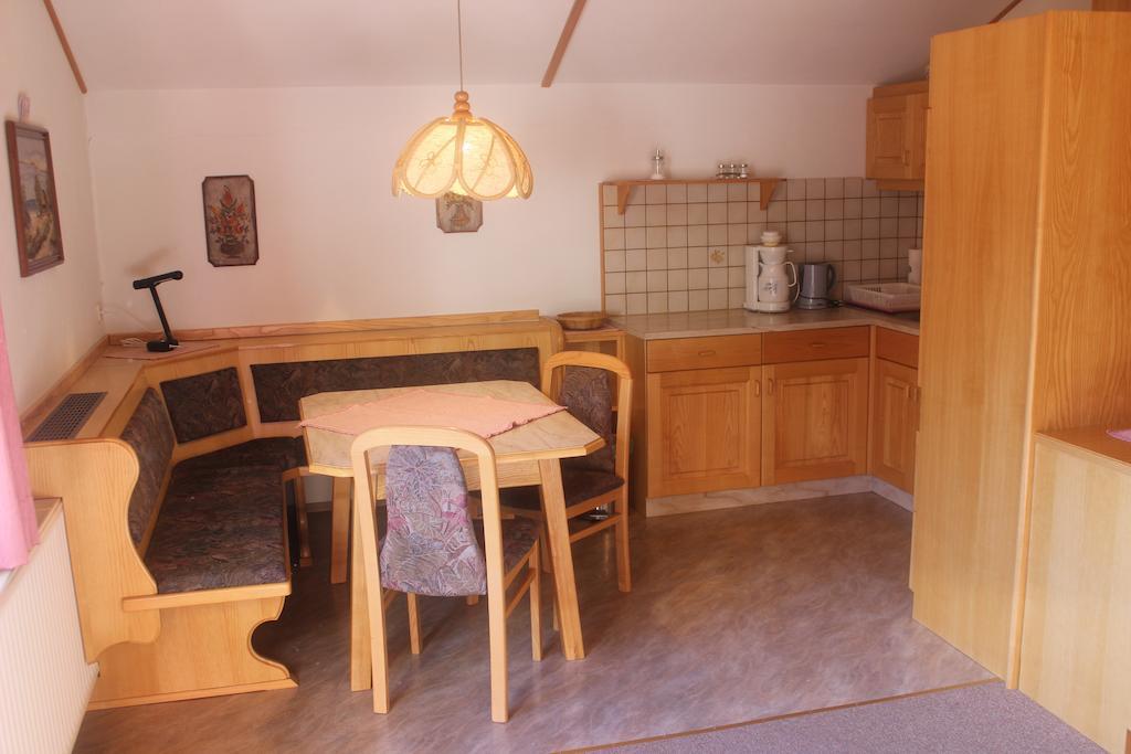 Haus Bergblick Apartment บาด ไคลน์เคิร์ชไฮม์ ห้อง รูปภาพ