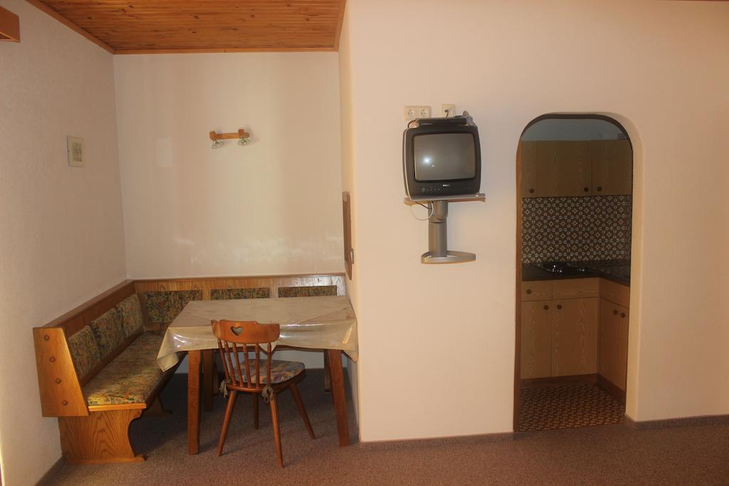 Haus Bergblick Apartment บาด ไคลน์เคิร์ชไฮม์ ห้อง รูปภาพ